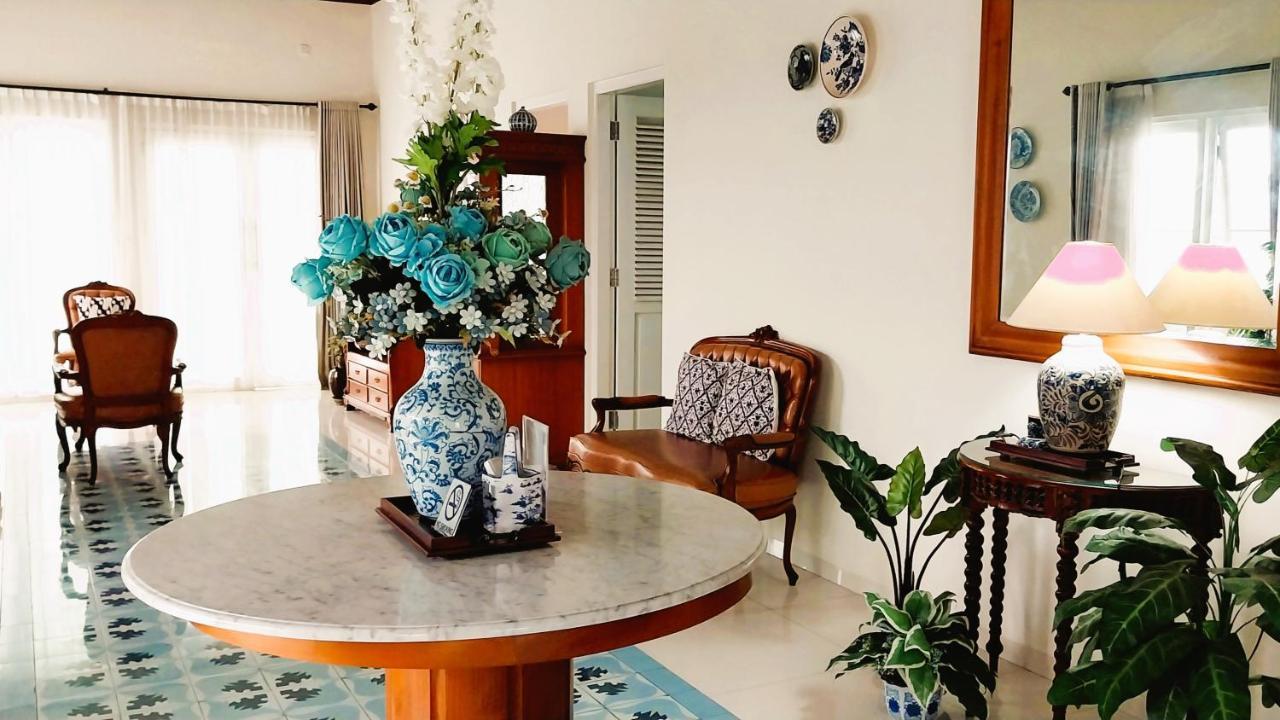 Hotel Surokarsan 9 House Jogyakarta Zewnętrze zdjęcie