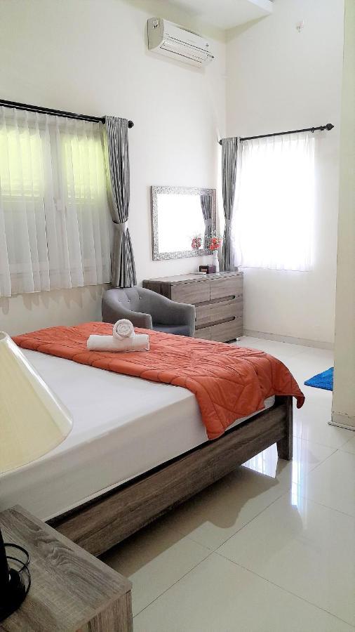 Hotel Surokarsan 9 House Jogyakarta Zewnętrze zdjęcie