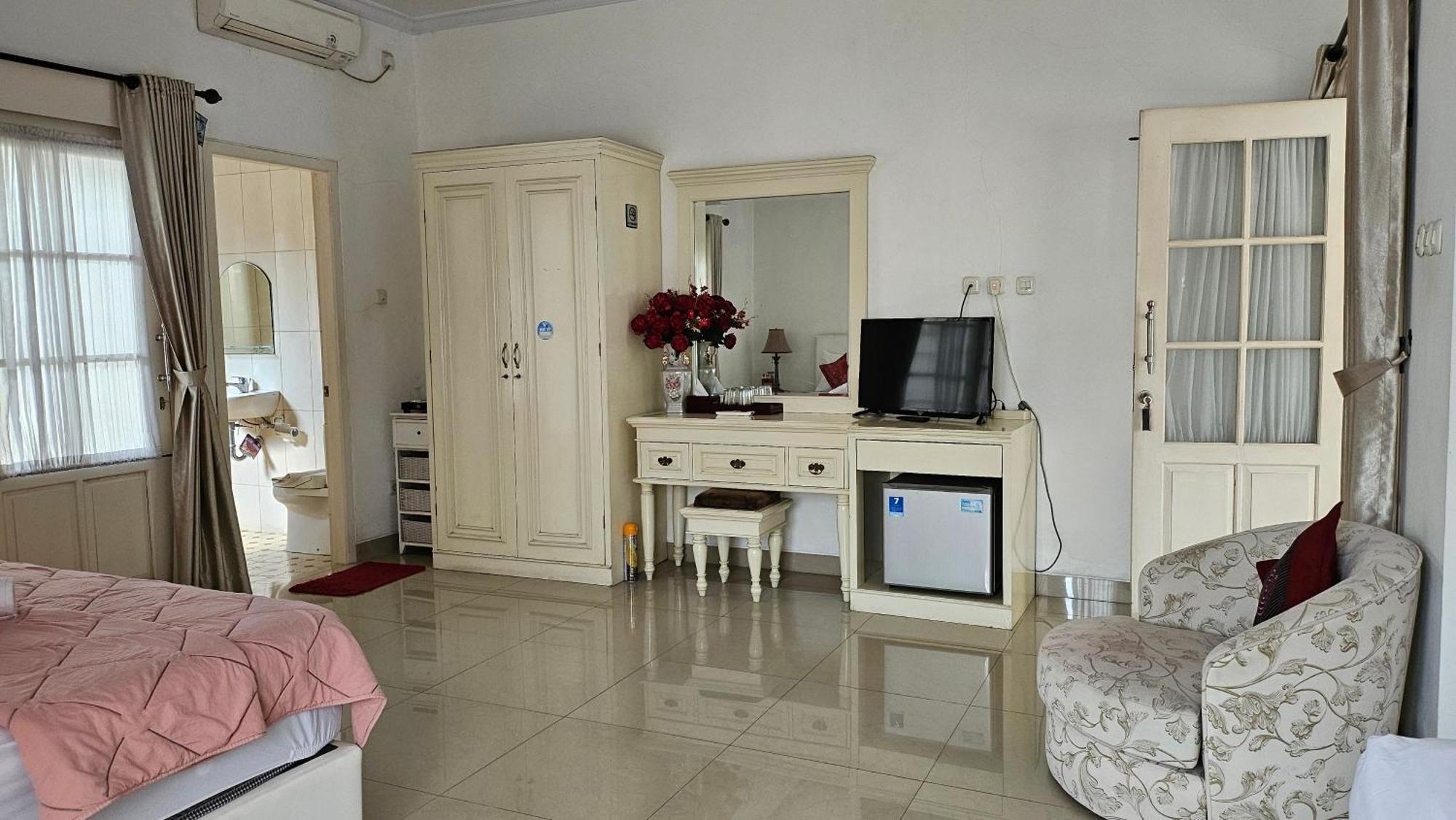 Hotel Surokarsan 9 House Jogyakarta Zewnętrze zdjęcie
