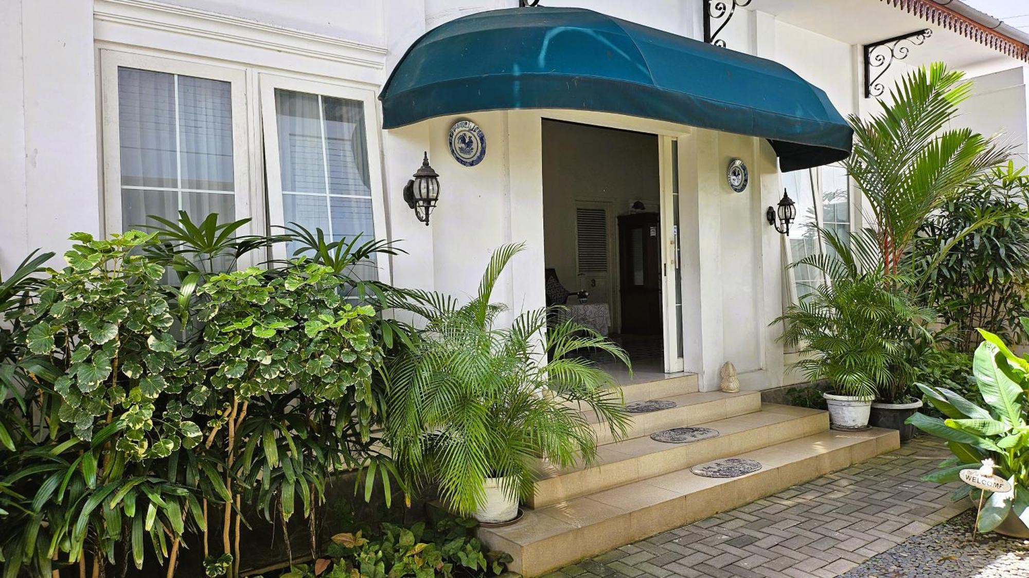 Hotel Surokarsan 9 House Jogyakarta Zewnętrze zdjęcie