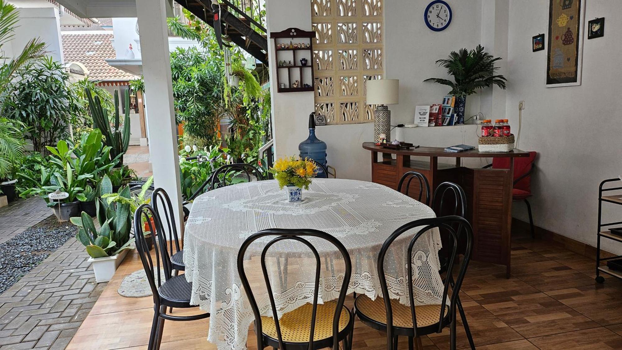 Hotel Surokarsan 9 House Jogyakarta Pokój zdjęcie
