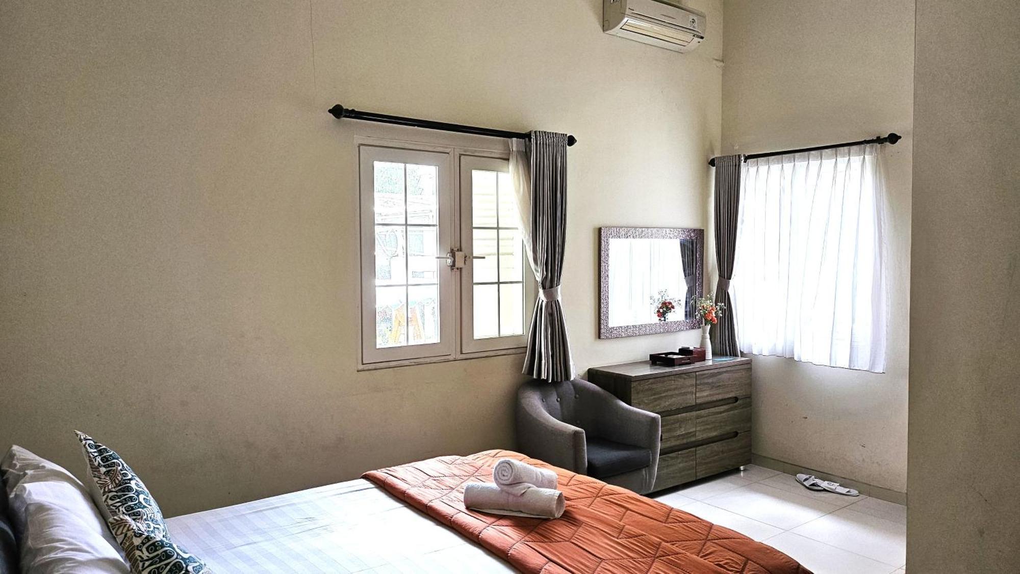 Hotel Surokarsan 9 House Jogyakarta Zewnętrze zdjęcie