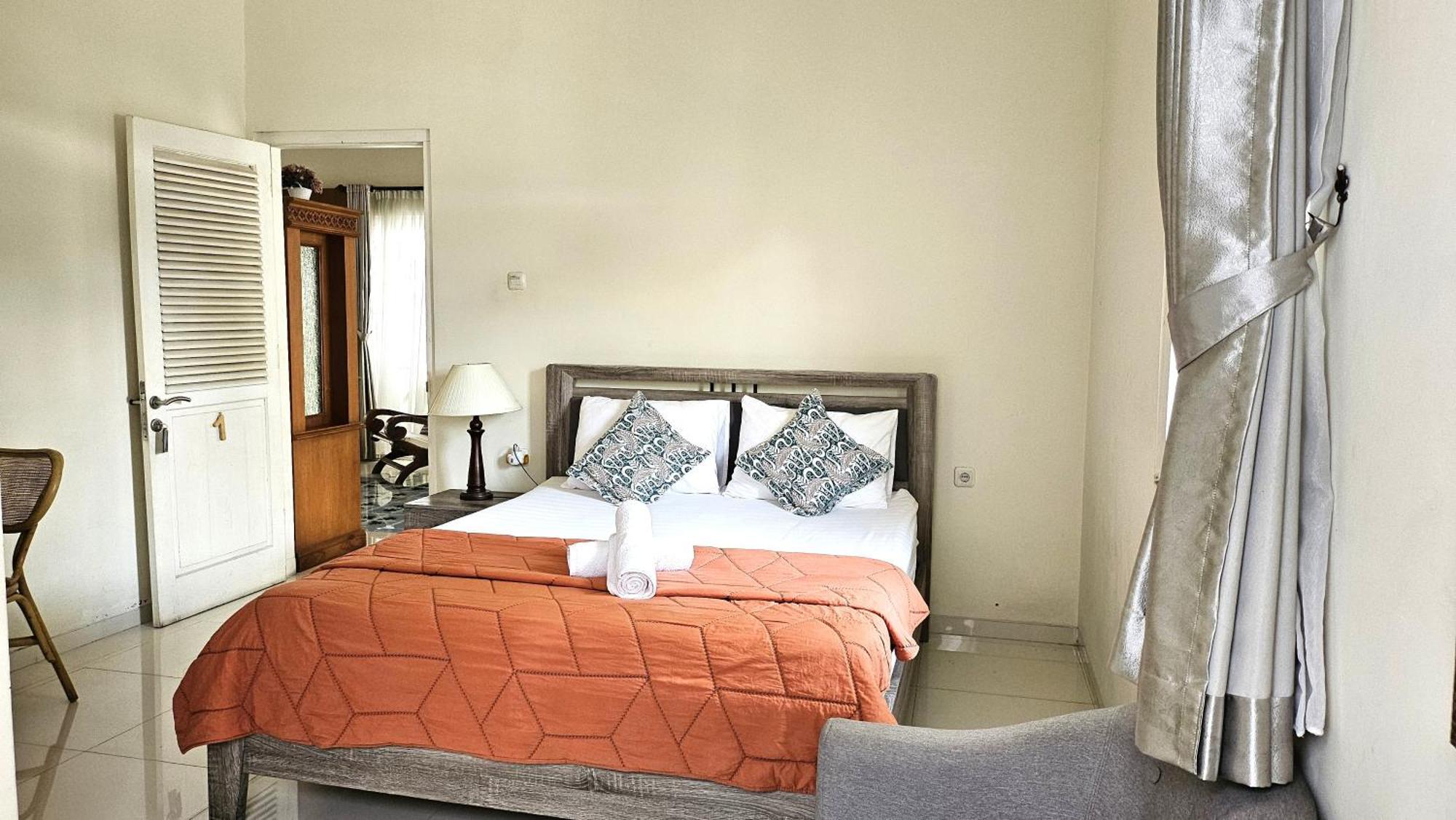 Hotel Surokarsan 9 House Jogyakarta Zewnętrze zdjęcie