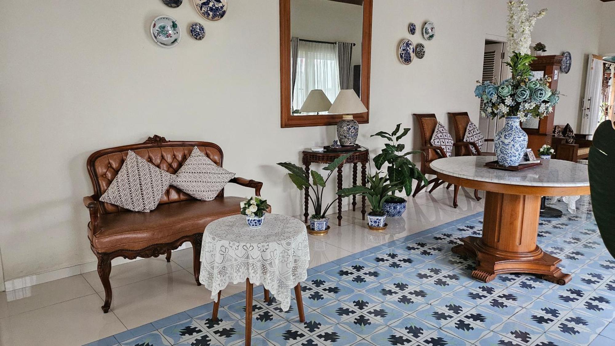 Hotel Surokarsan 9 House Jogyakarta Zewnętrze zdjęcie